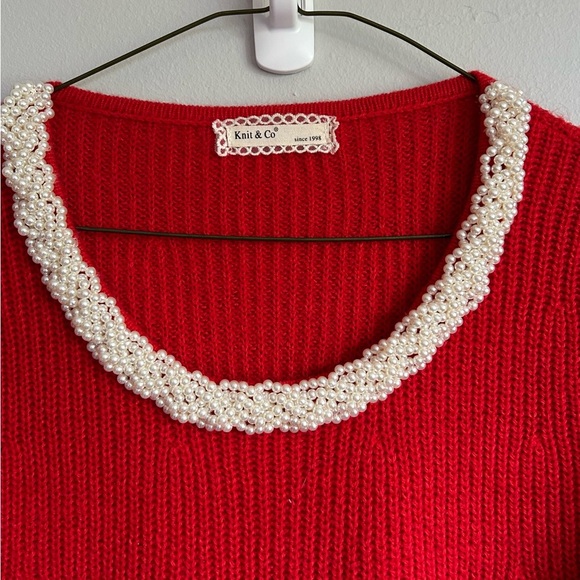 Knit& co tunic, long sleeve , pearl, lace, scoop neck, bell sleeve sweater - Picture 3 of 4